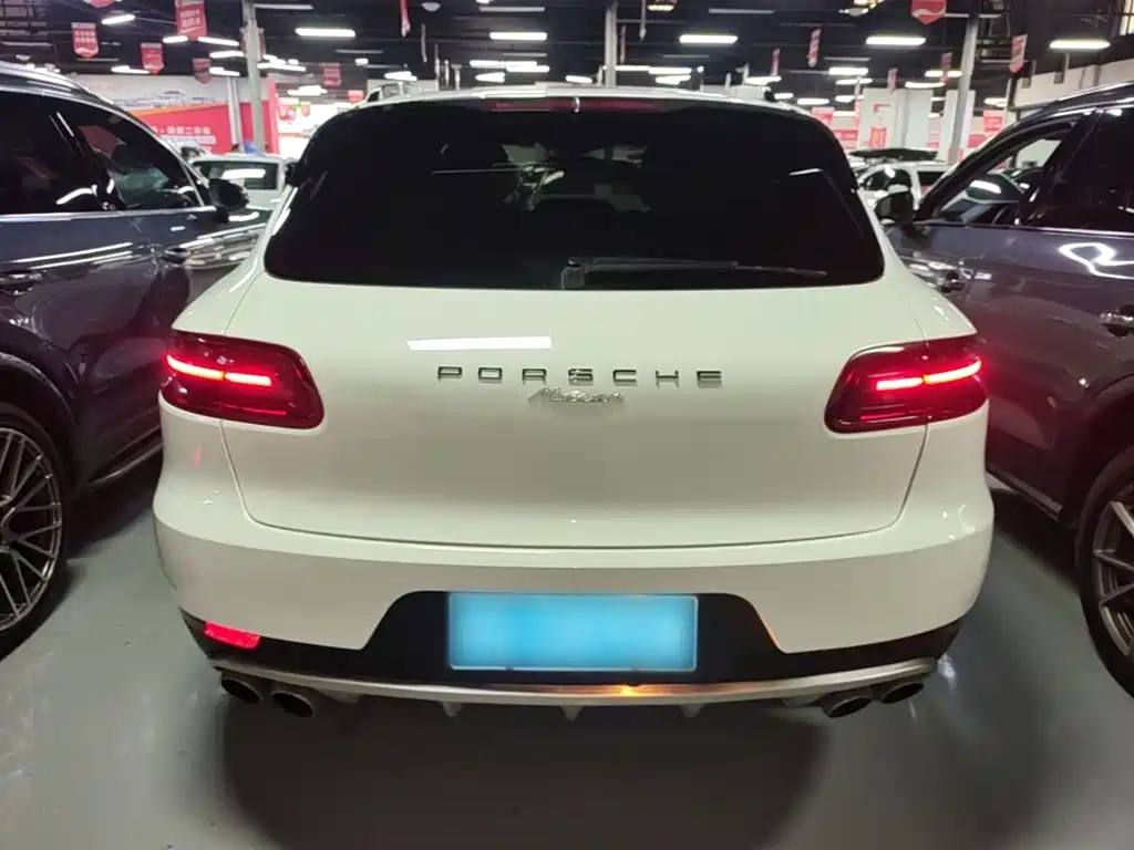 Porsche Macan — миниатюра 6