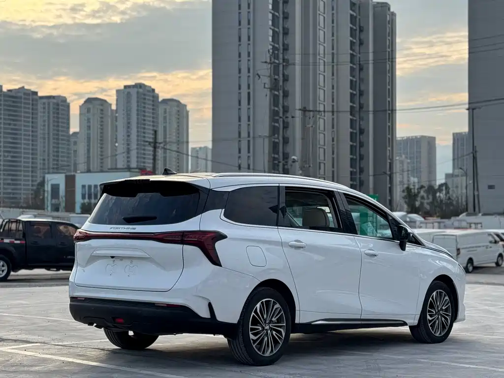 DONGFENG POPULAR YACHTS