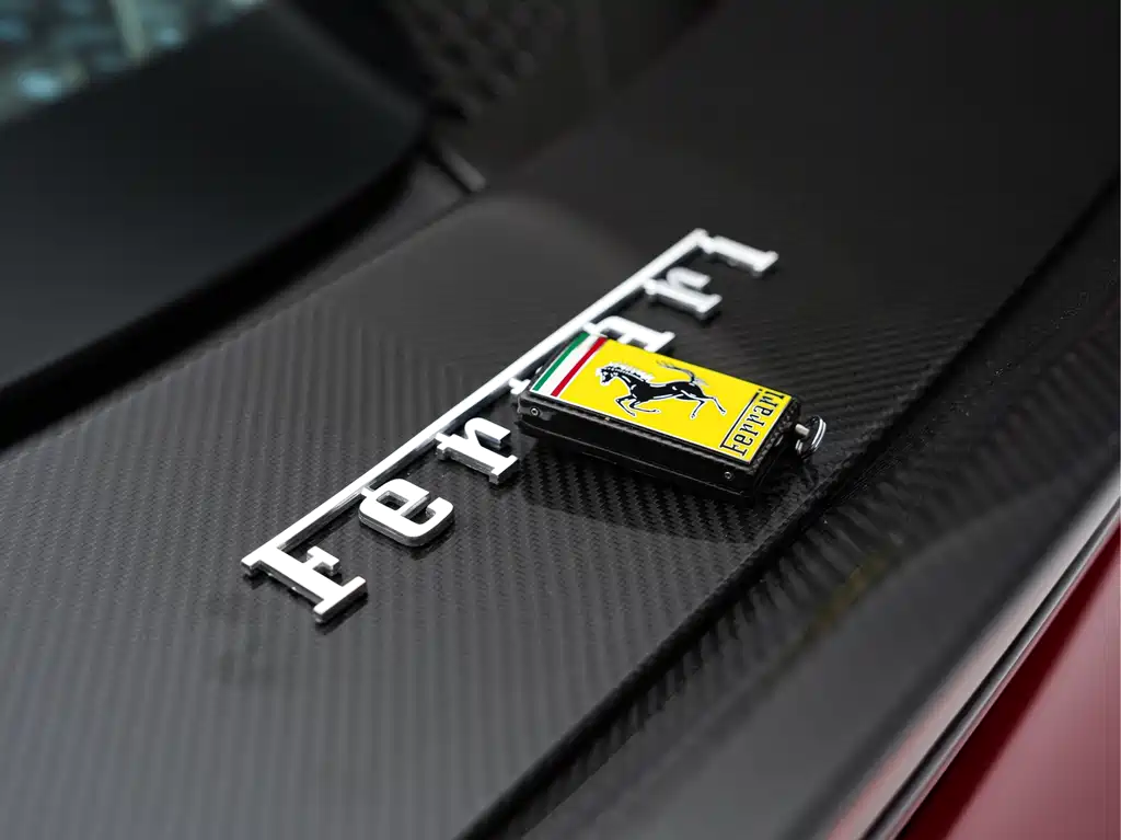 Ferrari SF90 — фотографии объявления, Фото 5