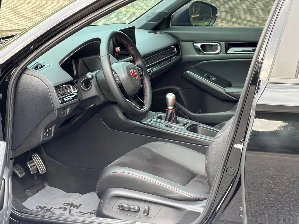 Honda Civic — миниатюра 17