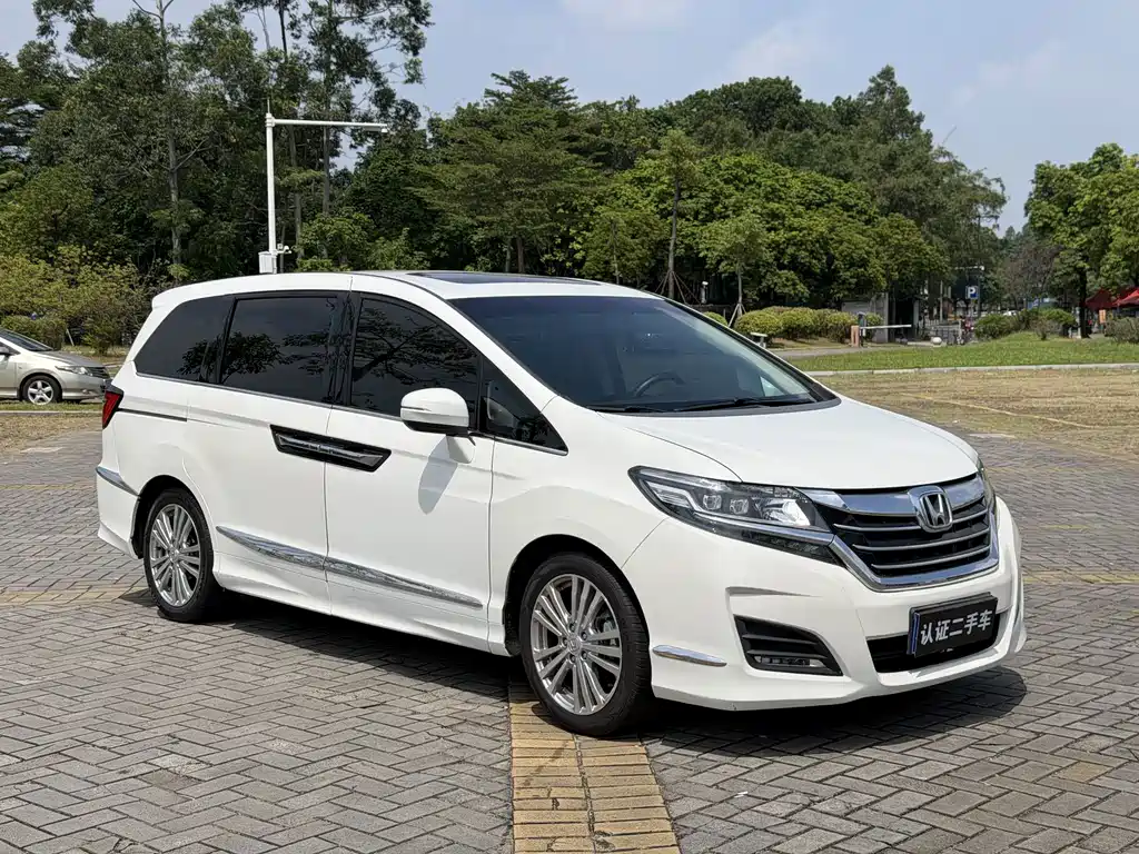 Honda Elysion — миниатюра 3