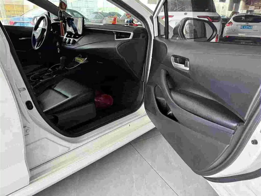 Toyota Corolla — миниатюра 9