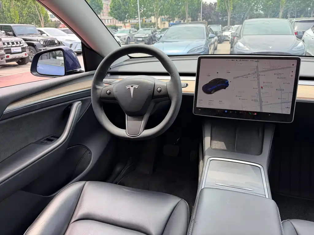 Tesla Model Y — фотографии объявления, Фото 11