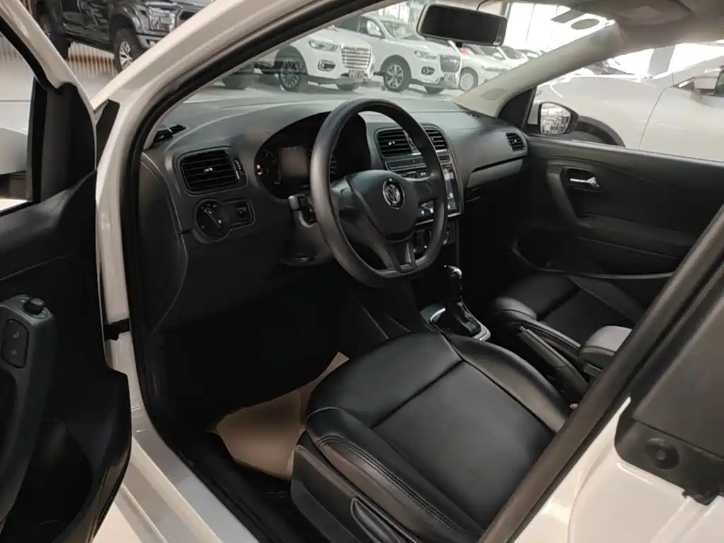 Volkswagen Polo — миниатюра 16