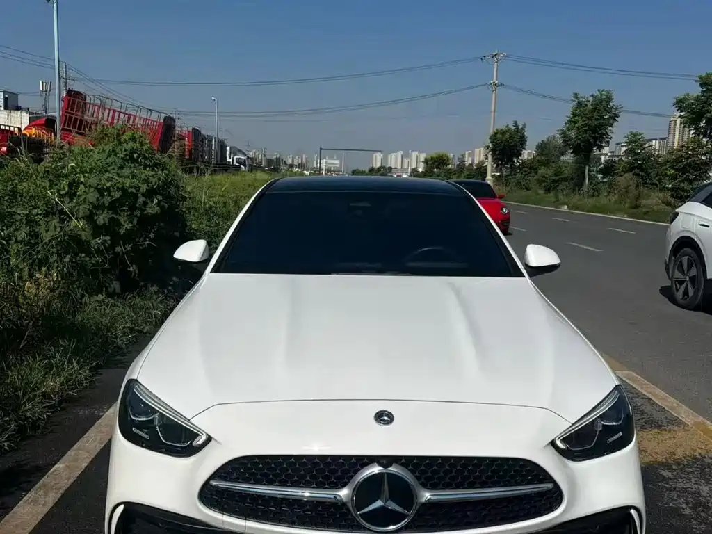 Mercedes-Benz C-Class — миниатюра 3