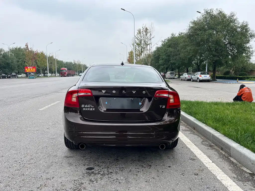 Volvo S60 — миниатюра 18