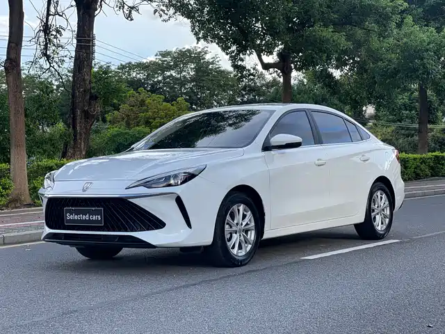 2025 Roewe i5