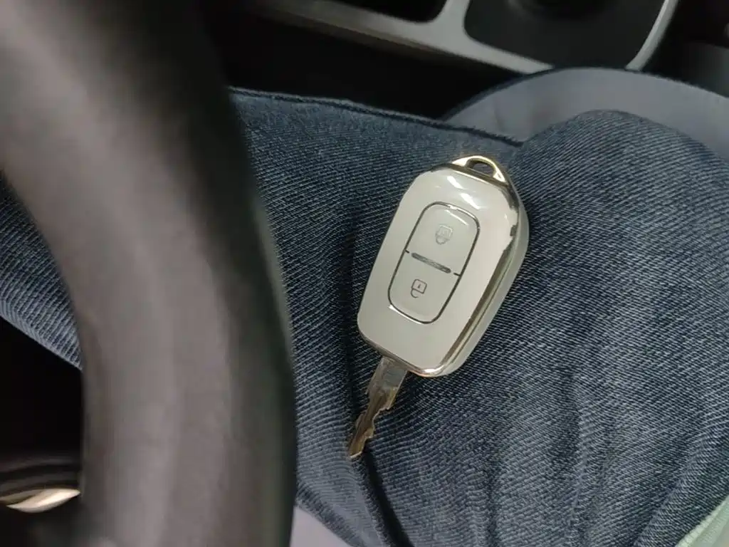 Venucia e30 — миниатюра 9