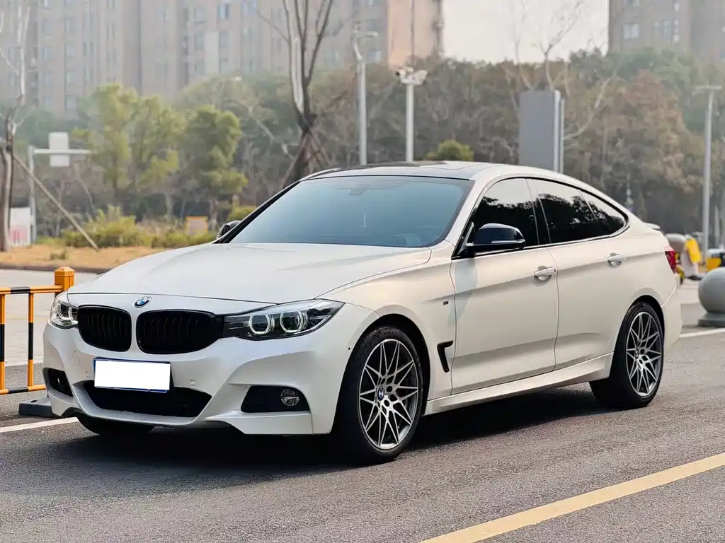 BMW 3 Series GT 2021