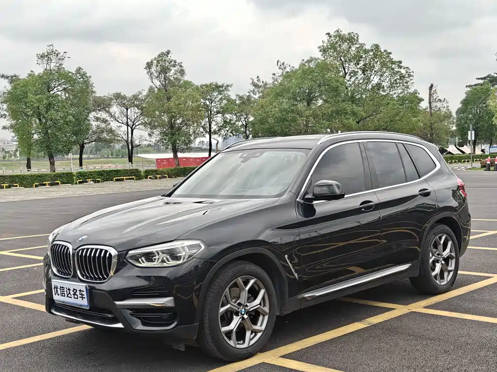 BMW X3 2021