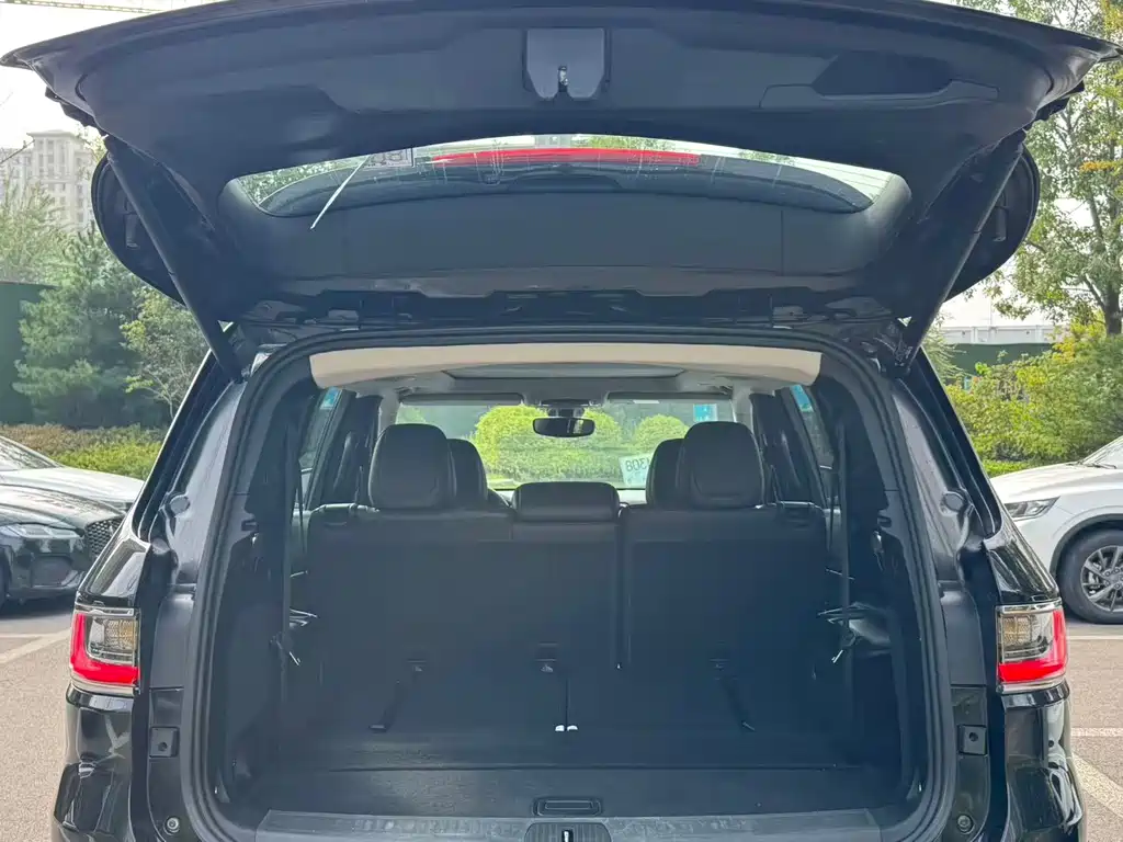 Jeep Grand Commander — миниатюра 19