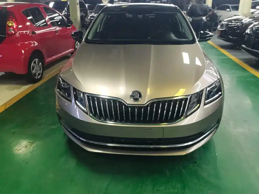 SKODA OCTAVIA
