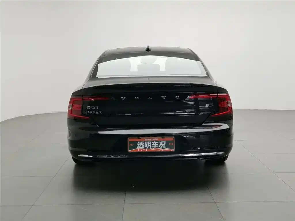 Volvo S90 2021 B5 Luxury