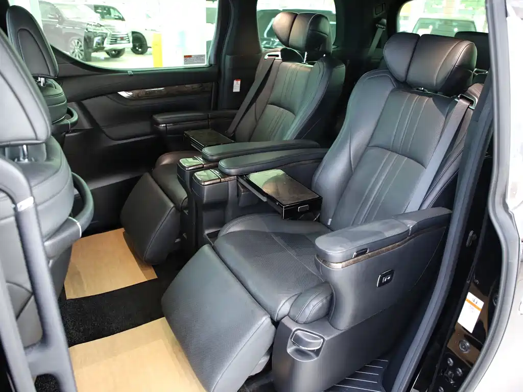 Toyota Vellfire 2021 2.5L HV