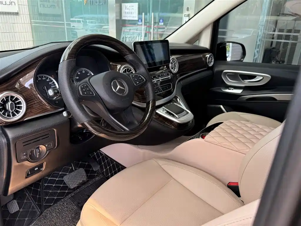 Mercedes-Benz Vito 2018 2.0T Elite 7 мест VI