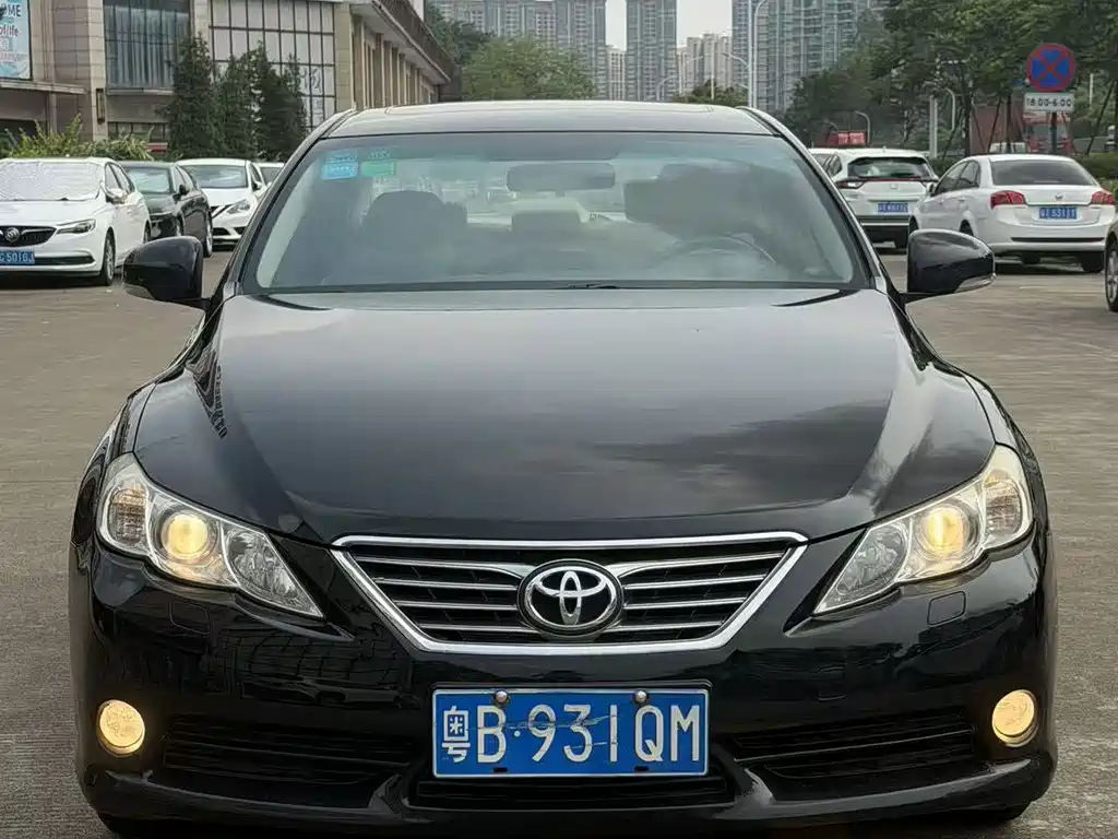 Toyota Reiz 2010 2.5V
