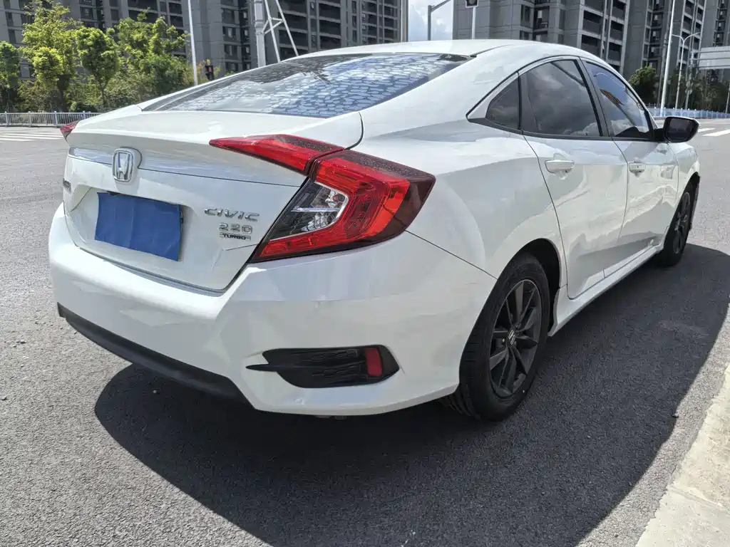 Honda Civic — миниатюра 11