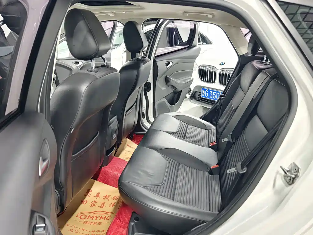 Ford Focus — миниатюра 6