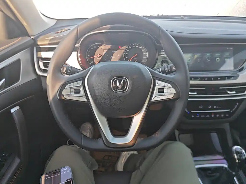 Changan CS35PLUS — миниатюра 11