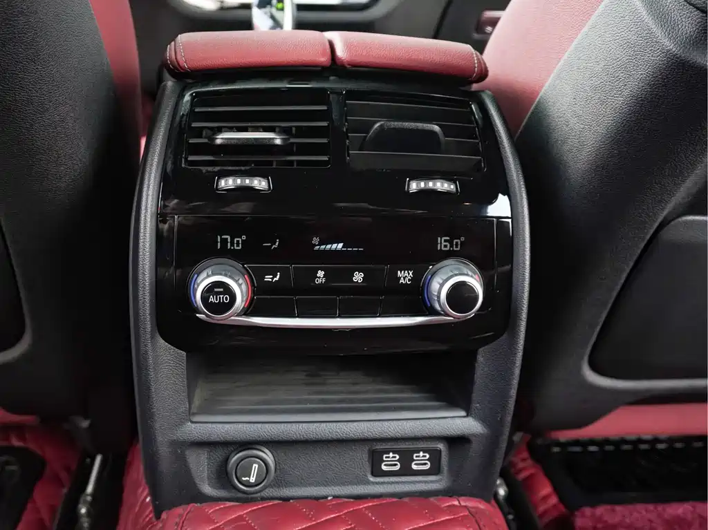BMW 5 Series — миниатюра 20