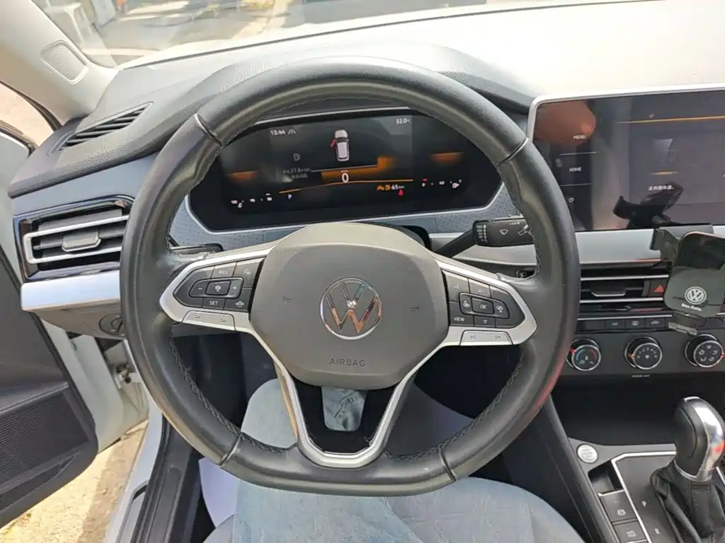Volkswagen Lavida — миниатюра 11