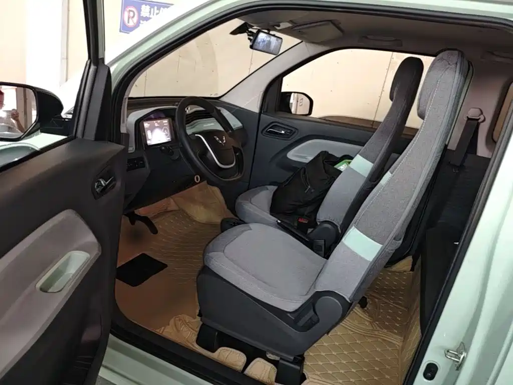Wuling MINIEV — миниатюра 16