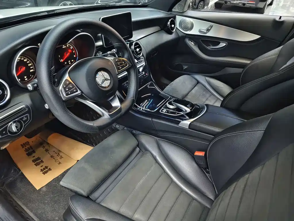 Mercedes-Benz C-Class — миниатюра 4