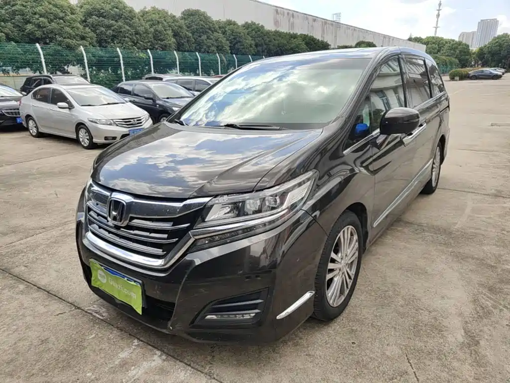 Honda Elysion — миниатюра 2