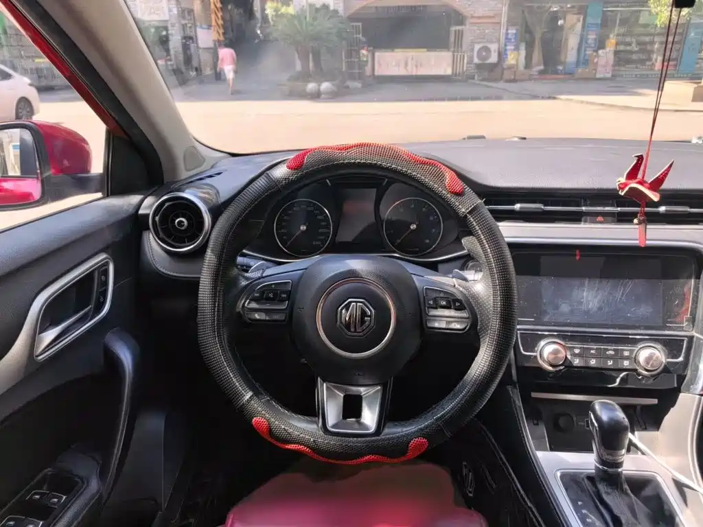 MG MG6 — миниатюра 3