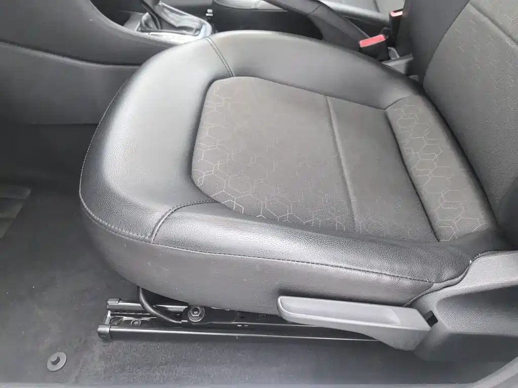 Volkswagen Santana — миниатюра 20