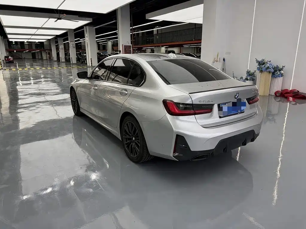 BMW 3 Series — миниатюра 14