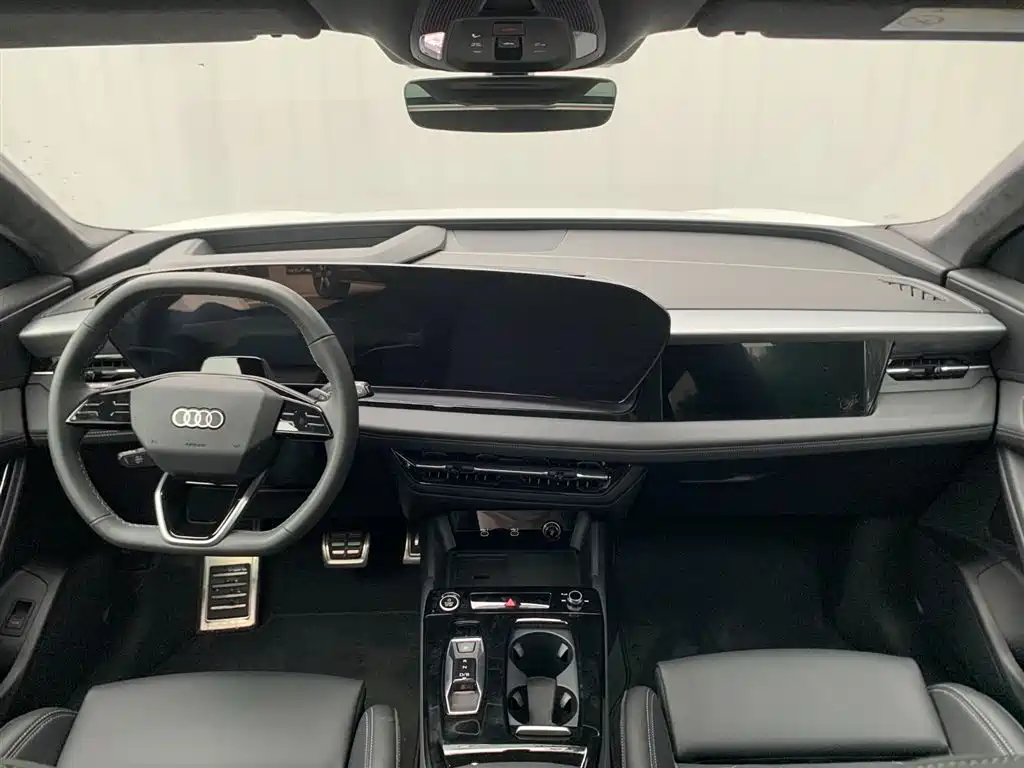 Audi Q6L e-tron