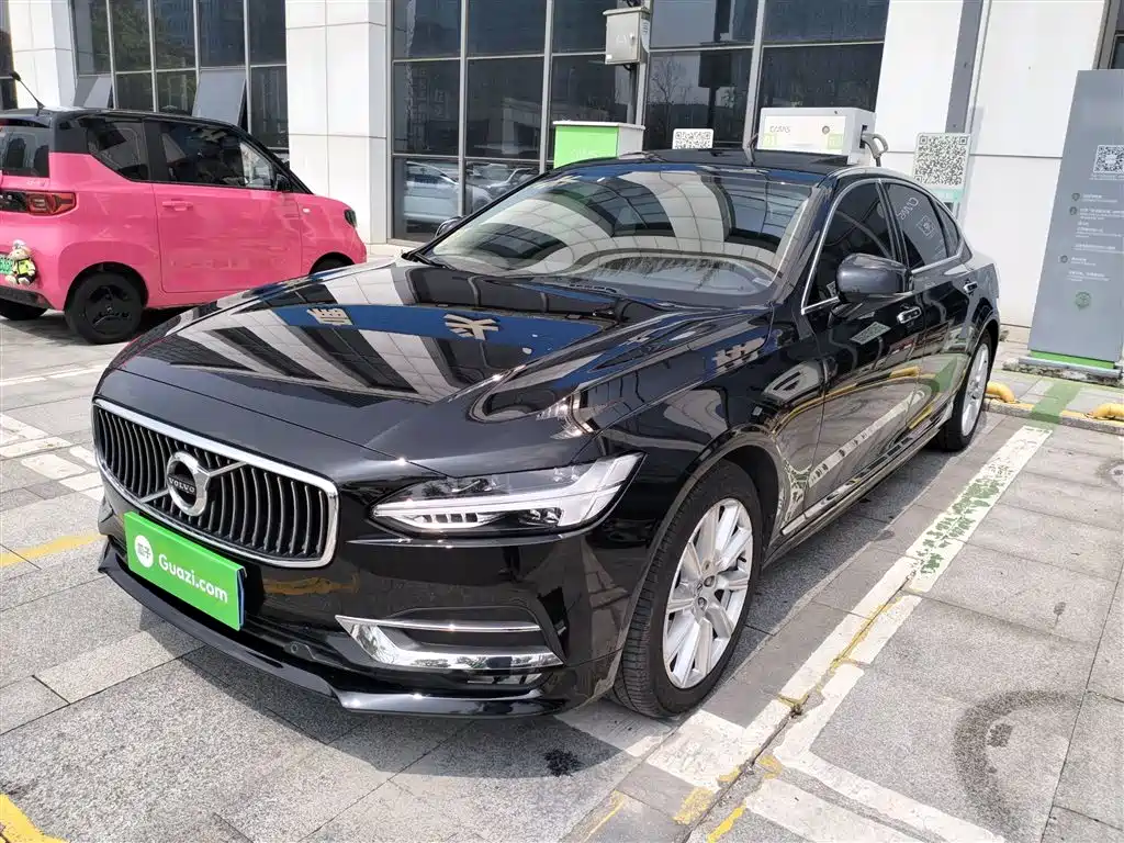 Volvo S90 2020
