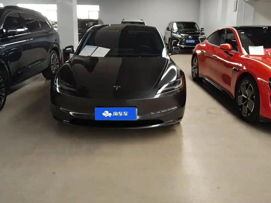 Tesla Model 3 — миниатюра 2