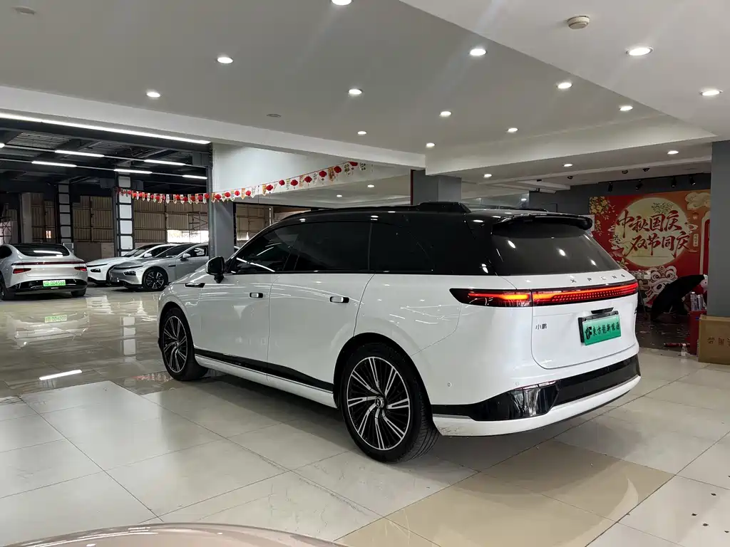 XPeng G9 — миниатюра 6