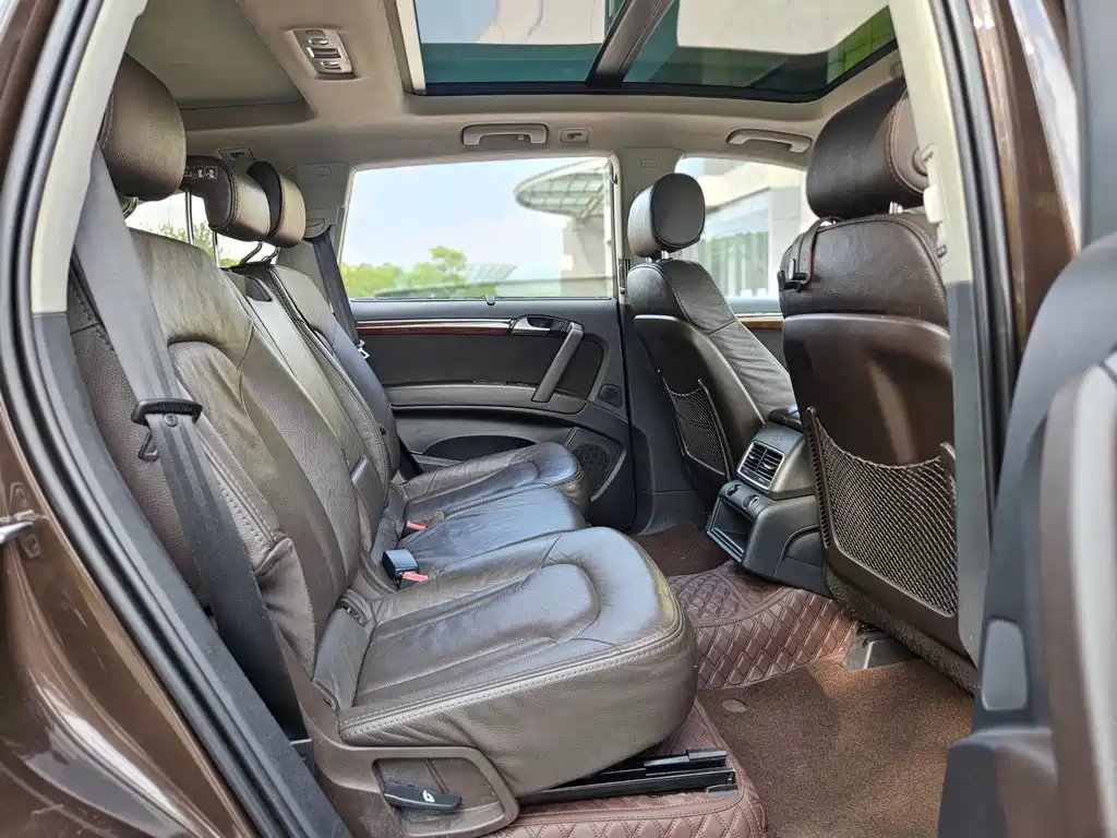 Audi Q7 — миниатюра 18