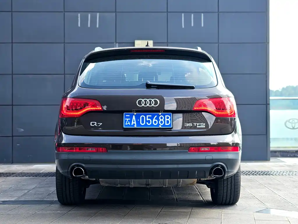 Audi Q7 — миниатюра 25