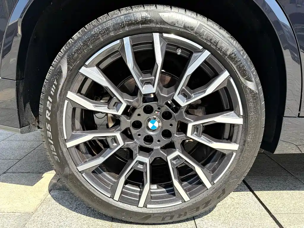 BMW X5 2023 xDrive 40Li M Sport