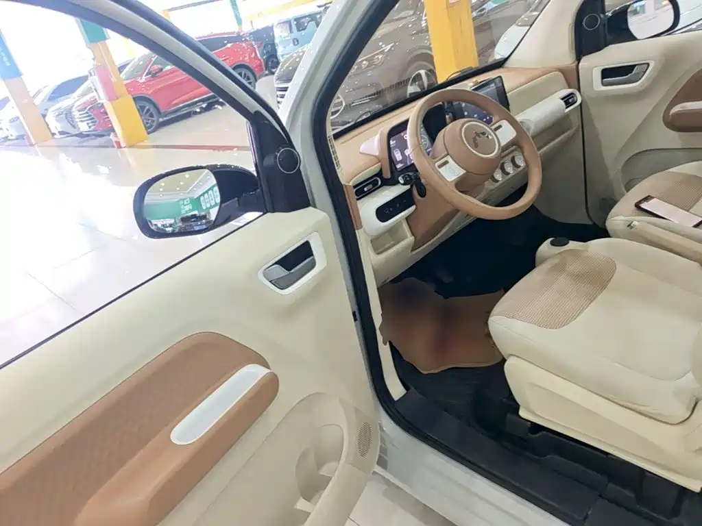 Wuling MINIEV — миниатюра 16