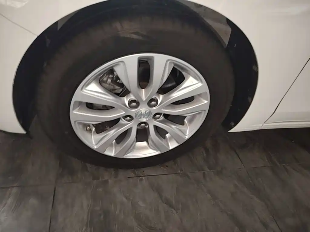 Buick Excelle — миниатюра 23