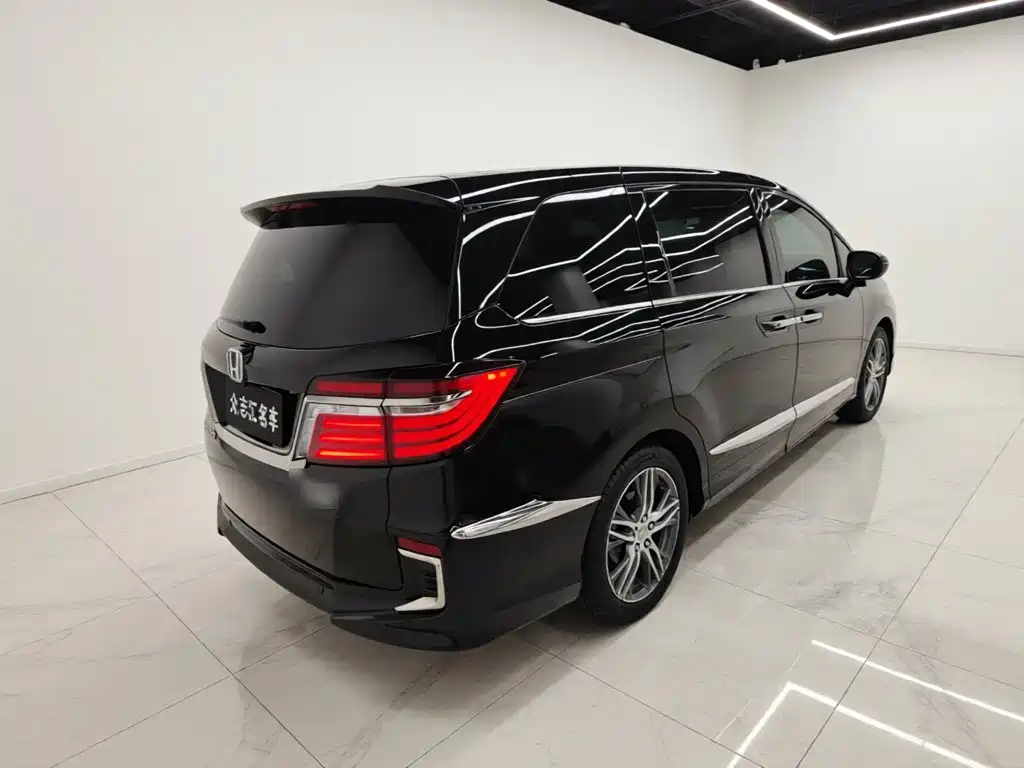 Honda Elysion 2019 2.0L Luxury