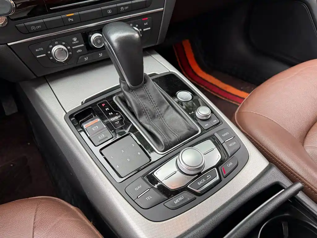 Audi A6L — миниатюра 9