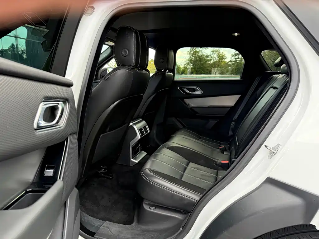 Land Rover Velar — миниатюра 6