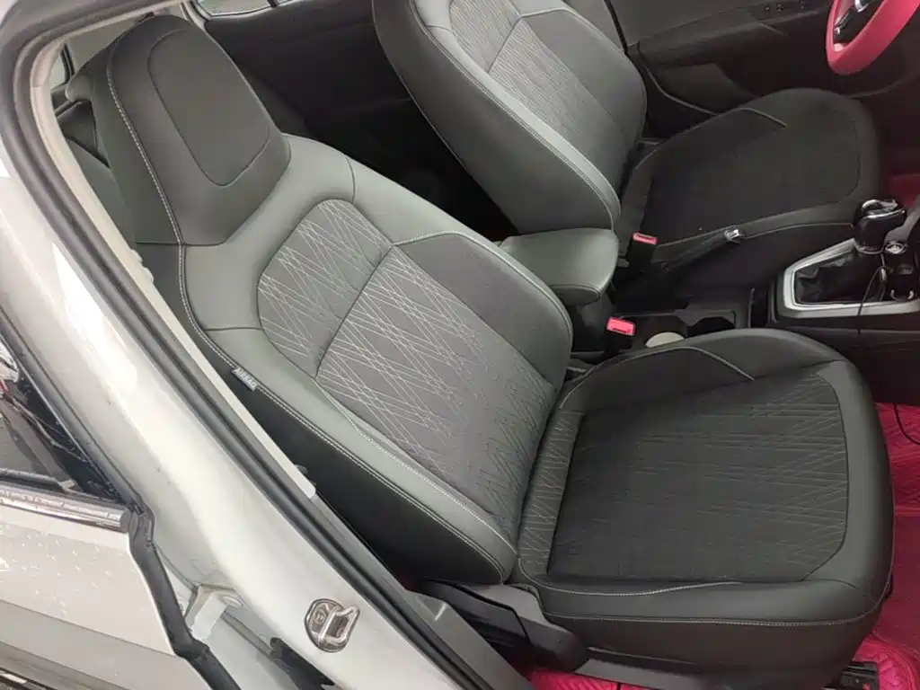 Volkswagen T-Cross — миниатюра 25