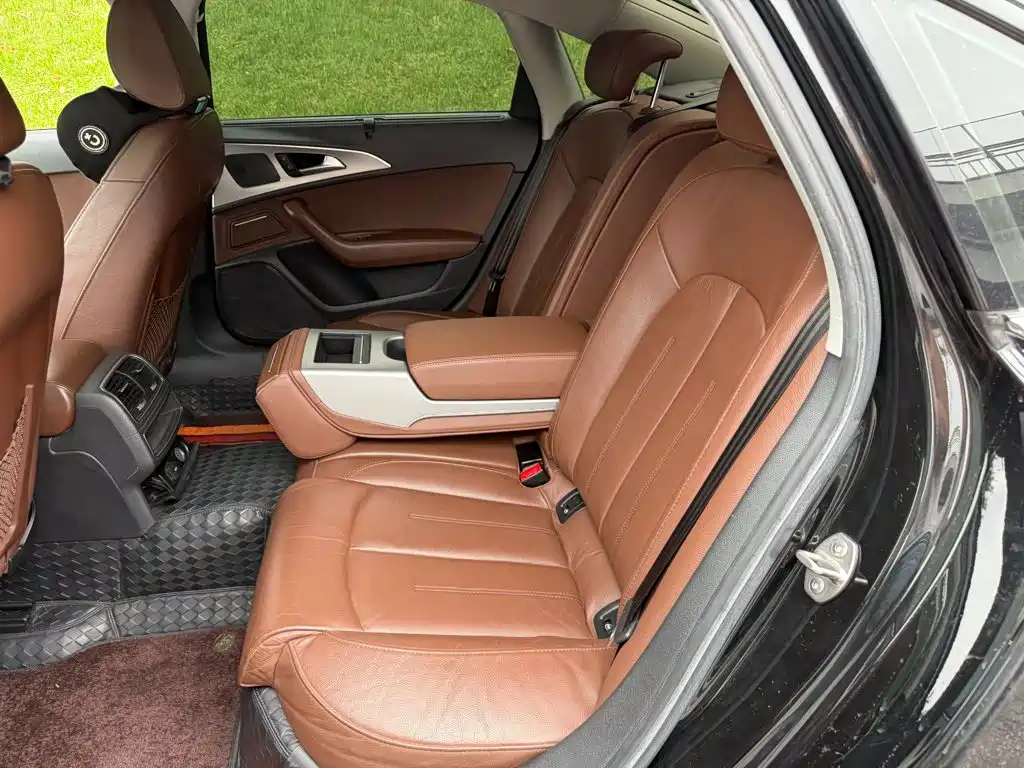 Audi A6L — миниатюра 12