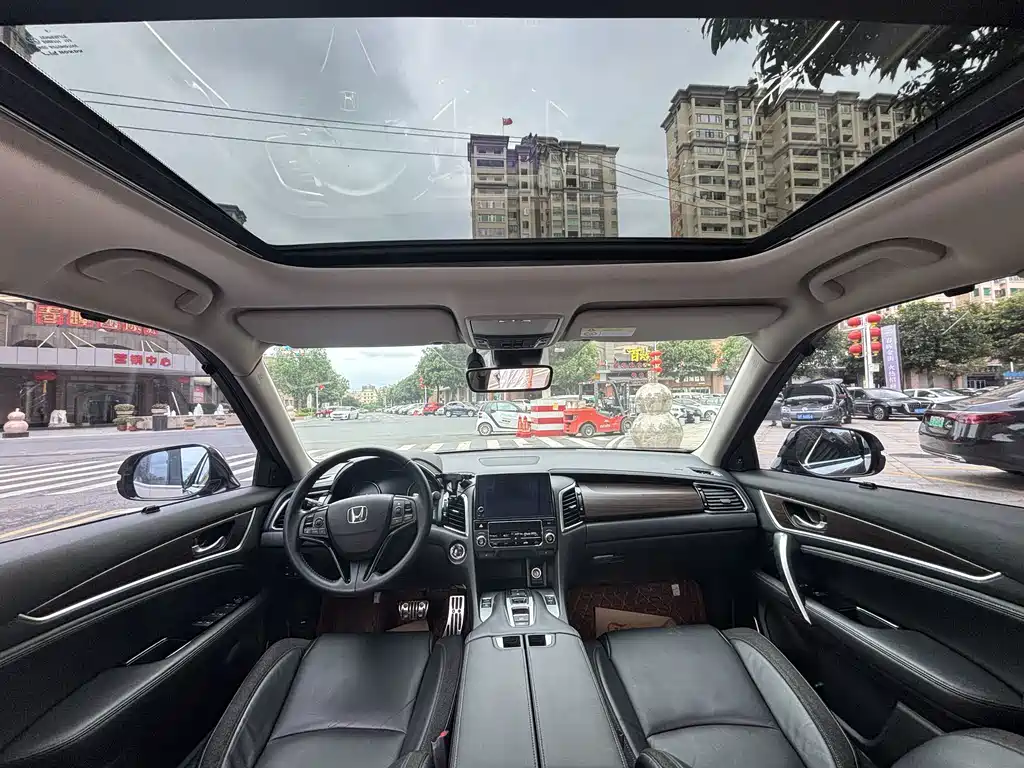 Honda Avancier — миниатюра 8