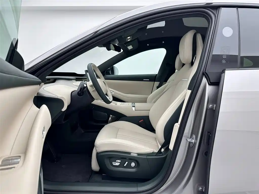 XIAOMI CAR XIAOMI YU7