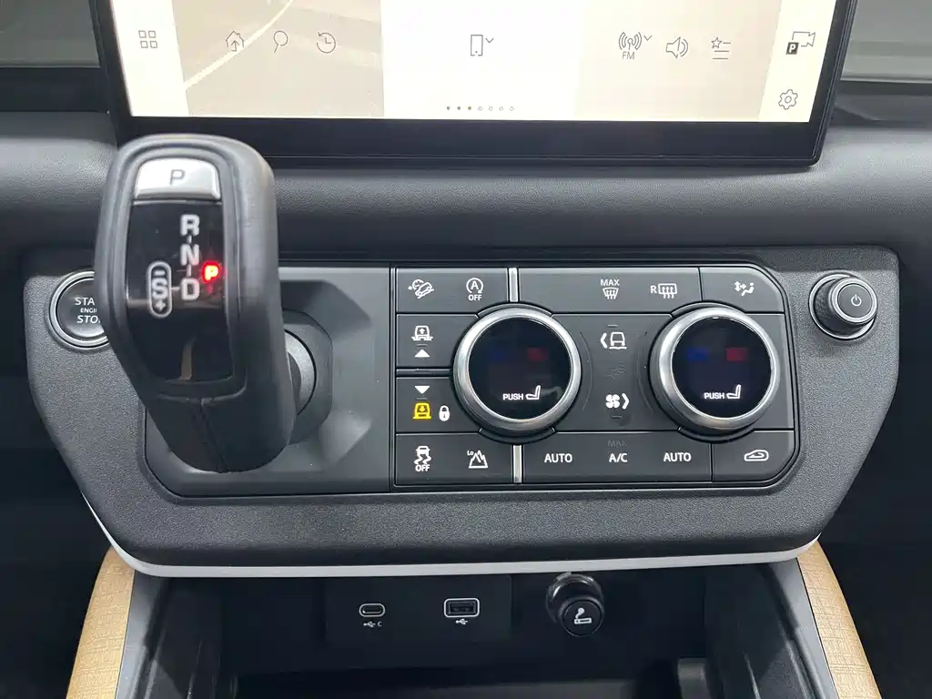Land Rover Land Rover Defender 2023 110 3.0T P400
