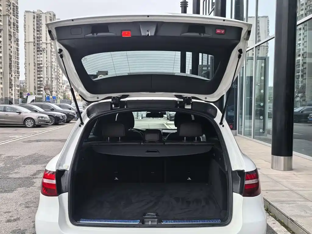 Mercedes-Benz GLC 2019 GLC 200 L 4MATIC