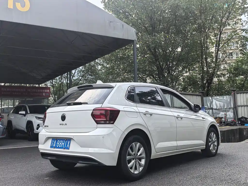 Volkswagen Polo — миниатюра 4